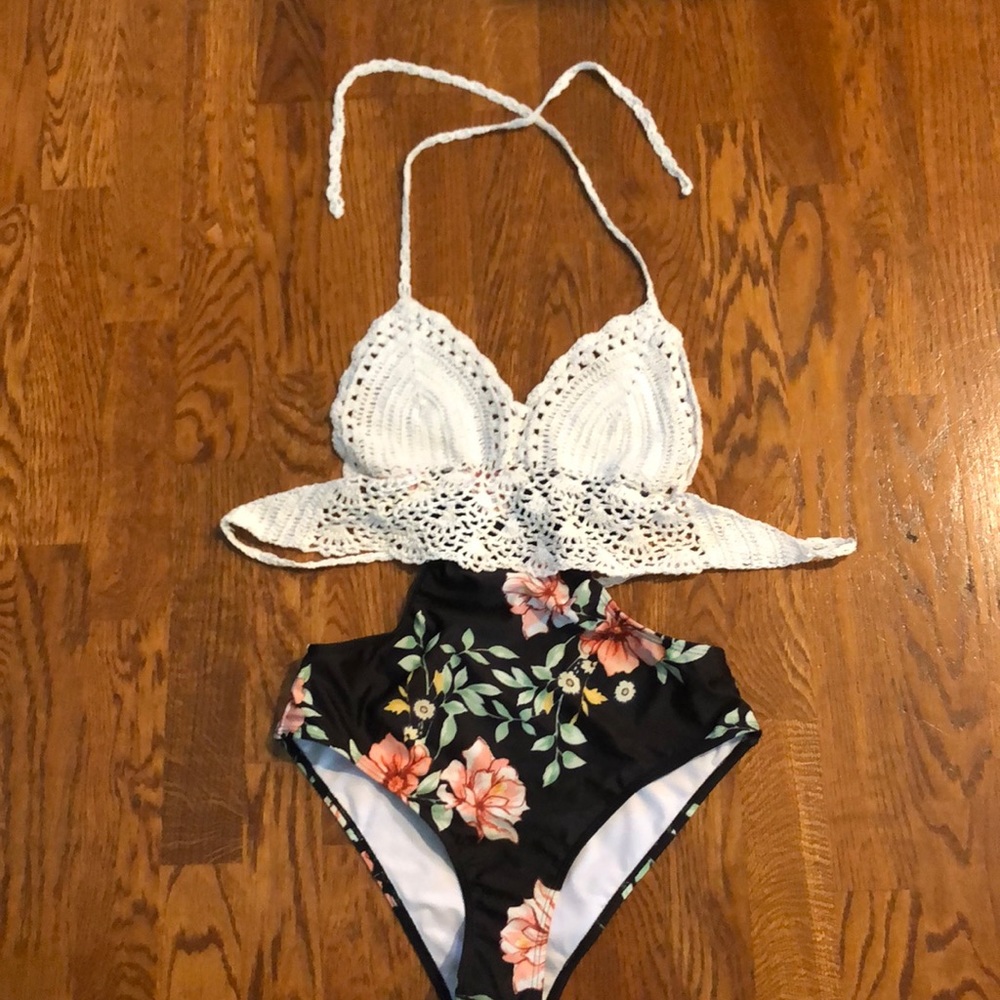 NBW One piece swimsuit Large White w Floral bottom